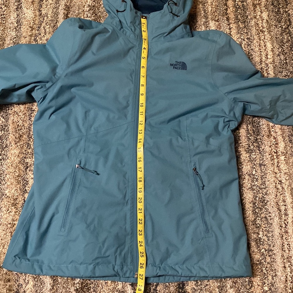 The North Face Blue Jacket/Jackets - Picture 16 of 16